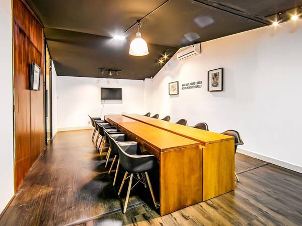 Văn phòng trọng gói Exworld - Business Center Trần Phú, Quận 5 - Vlook.vn